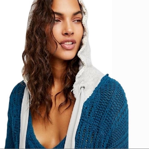 Free People Blue Tierra Cable-Knit Sweater Sz S Chunky Boho Hoodie Oversized - Picture 2 of 12